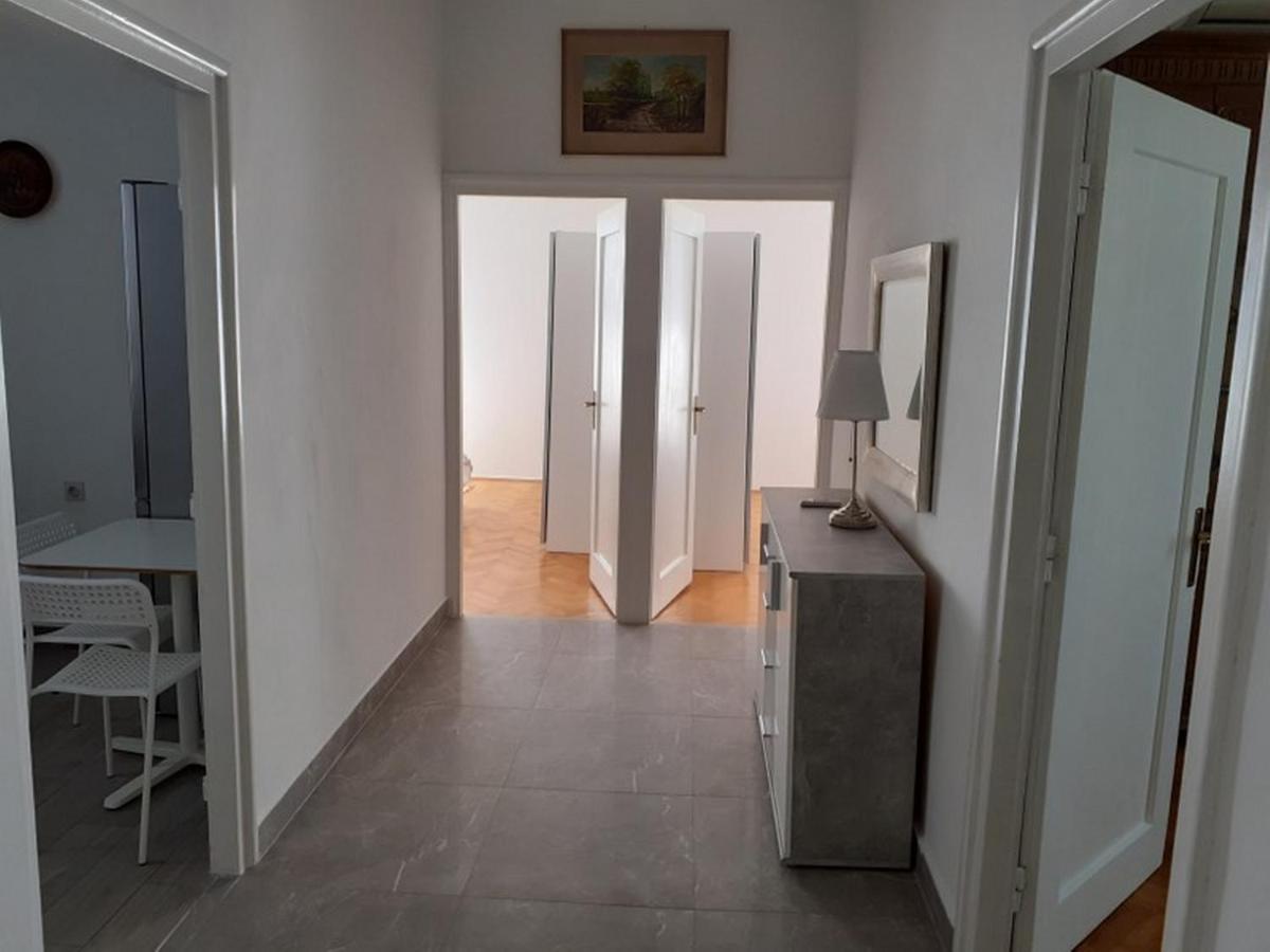 Apartment Dusan Малинска Экстерьер фото