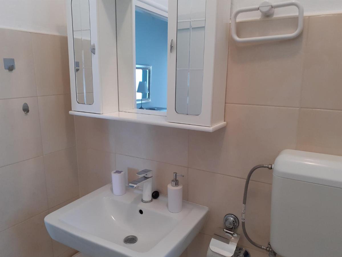 Apartment Dusan Малинска Экстерьер фото