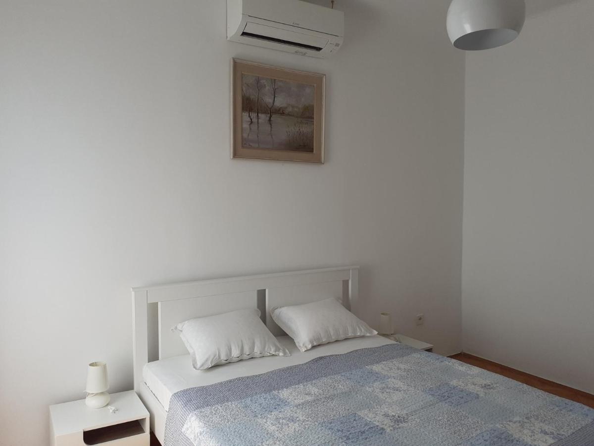 Apartment Dusan Малинска Экстерьер фото